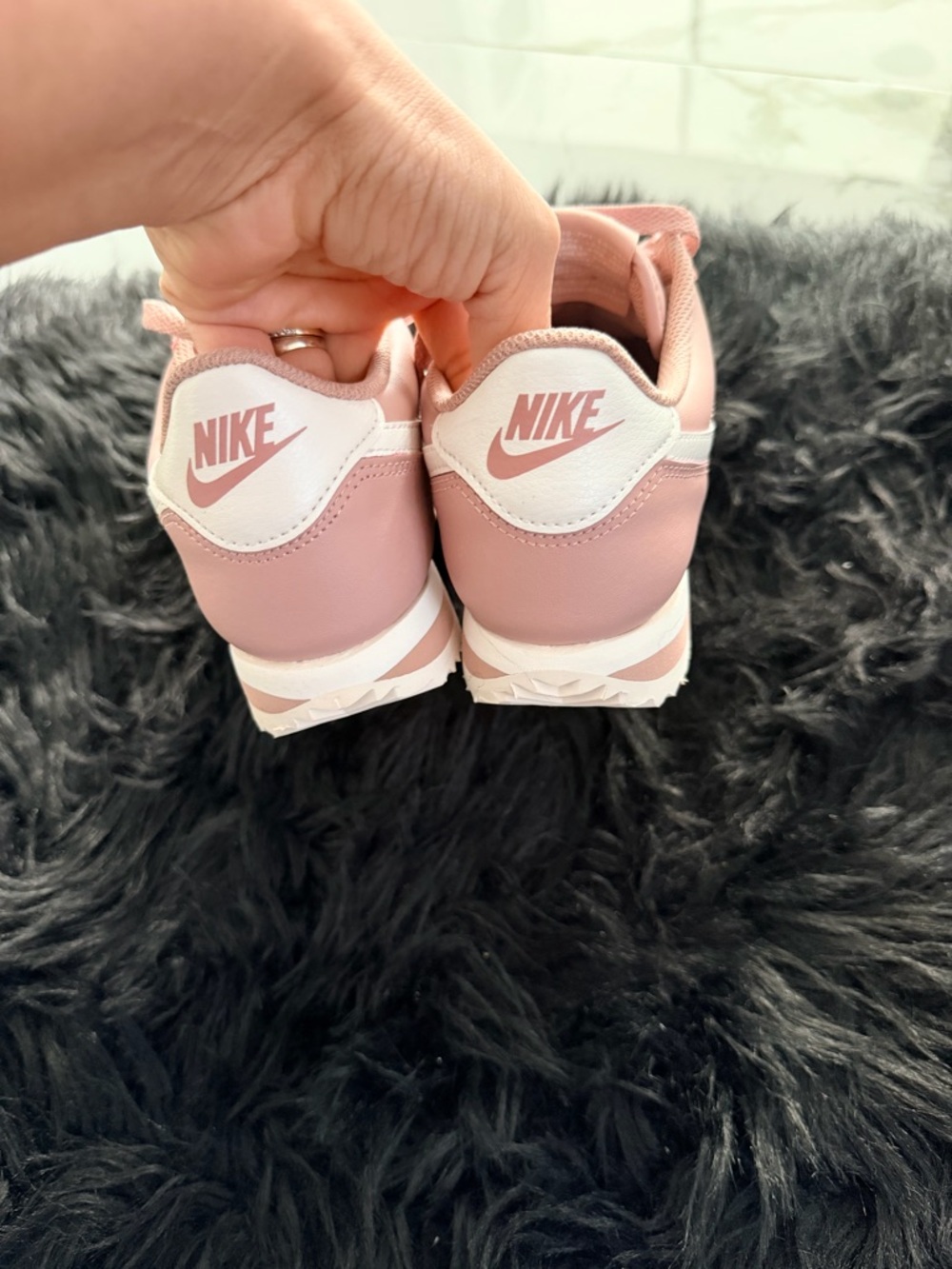 Nike Cortez - Picture 8 of 13